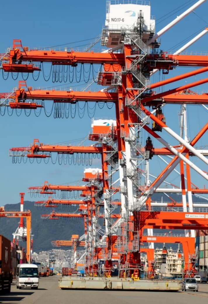 新しい未来は挑戦から生まれる