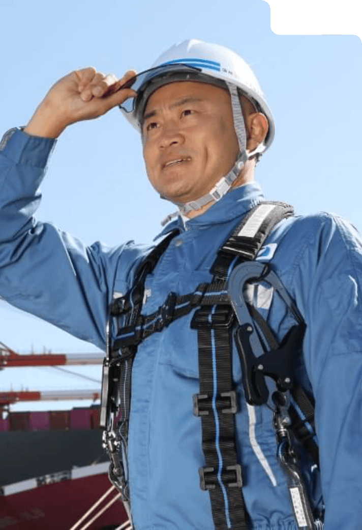 阪神国際港湾株式会社の社員インタビュー 神戸・大阪事業部設備課（機械・電気） / 技術職